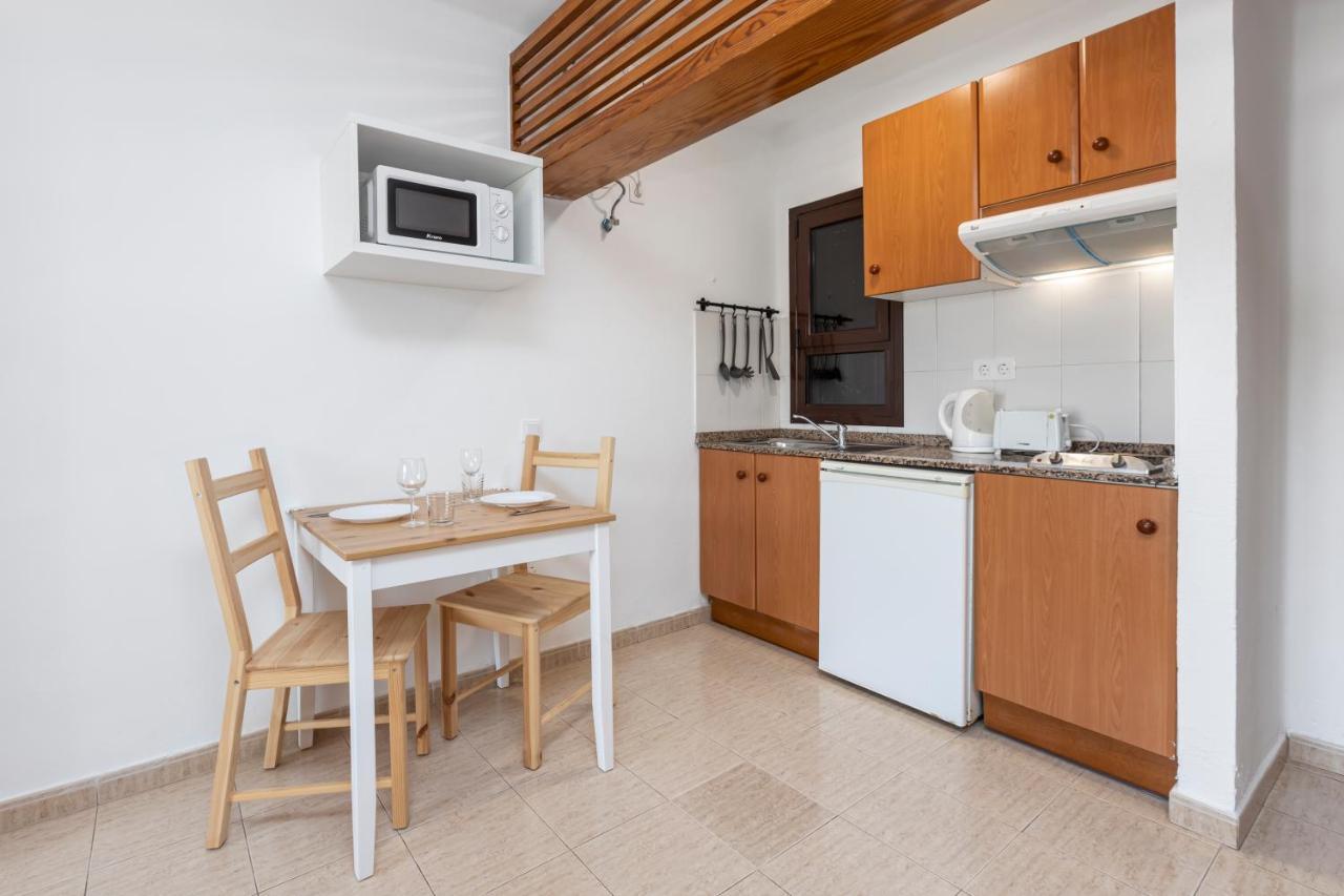 Apartamentos Las Lilas (Adults Only) Пуерто-дель-Кармен Екстер'єр фото