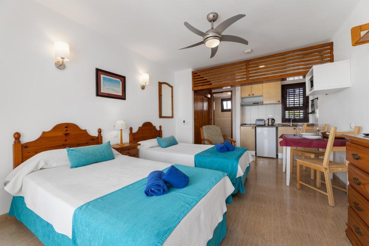 Apartamentos Las Lilas (Adults Only) Пуерто-дель-Кармен Екстер'єр фото